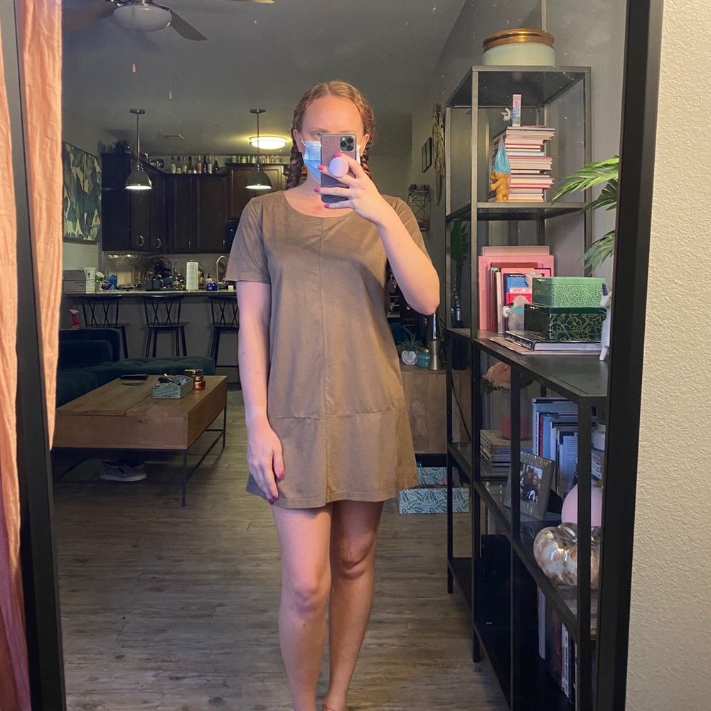 Short sleeved bishop+young dress